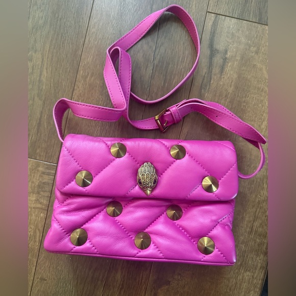 KURT GEIGER LONDON KENSINGTON SOFT MEDIUM FUCHSIA CROSSBODY BAG - BRIGHT PINK - Picture 5 of 12